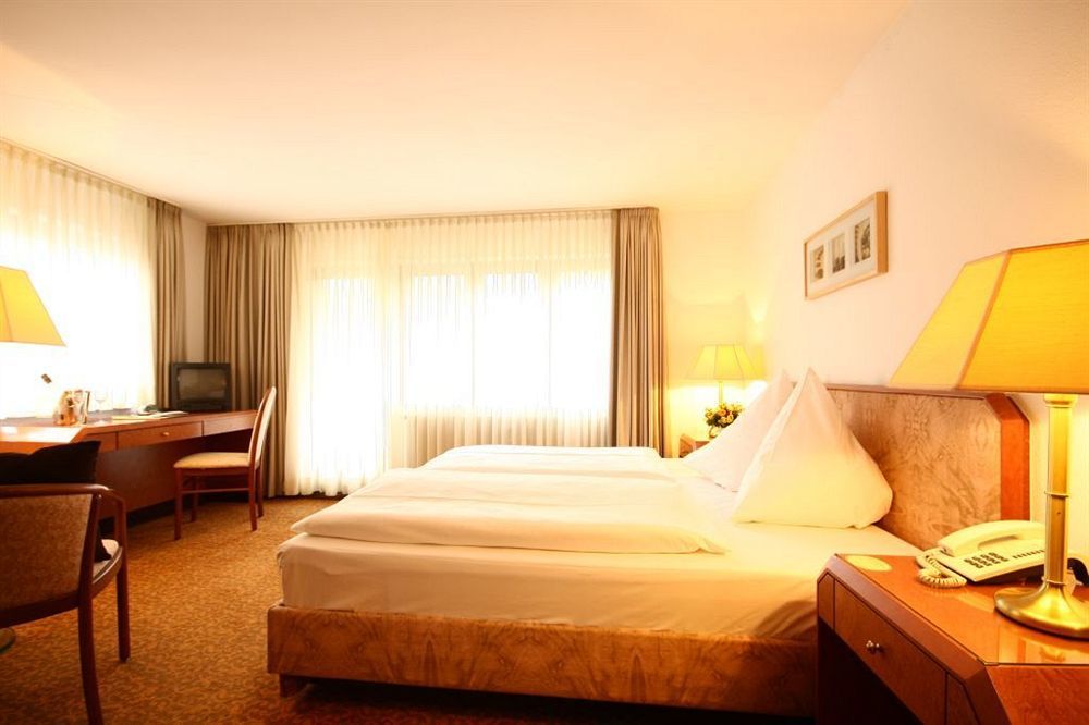 Hotel Flora Moehringen Stuttgart
