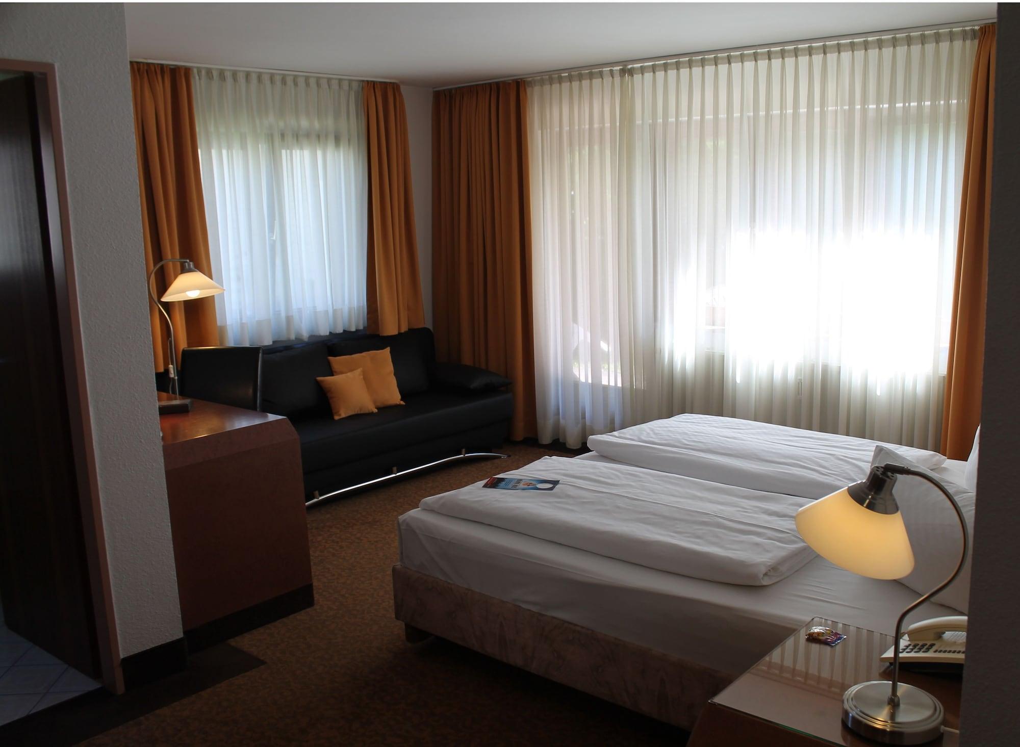 Flora Möhringen 3* Stuttgart