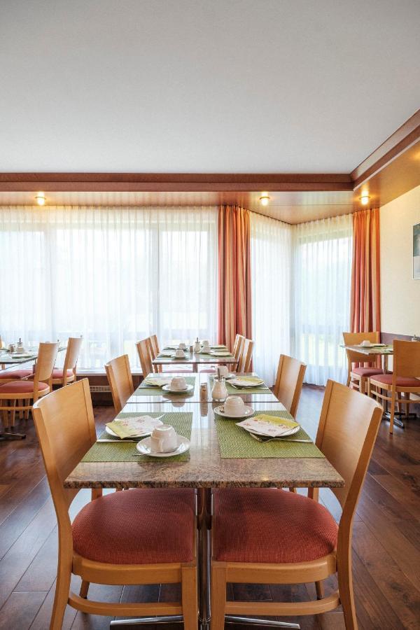 Flora Moehringen 3* Stuttgart