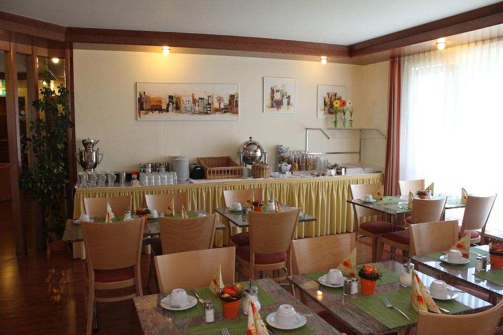 Flora Moehringen Hotel Stuttgart